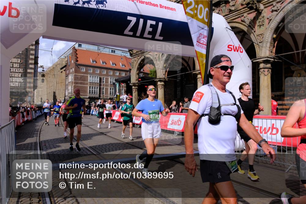 13.09.2026 - 21. swb-Marathon Bremen Tim E. http://msf.ph/oto/10389695 13.09.2026 13:32:46 Ziel 287, 1687, 2292, 2293, 2910, 2992, 3354, 3402, 3429, 3441, 3878, 3922, 4263, 4323, 4380, 4471, 4655, 4835, 5281, 6518, 6593, 6760, 6781, 6900, 7150, 7173, 7572, 7990, 8632, 8957, 9040, 9151, 9175, 9198, 9283, 9719, 9779, 13208, 13244 meine-sportfotos.de