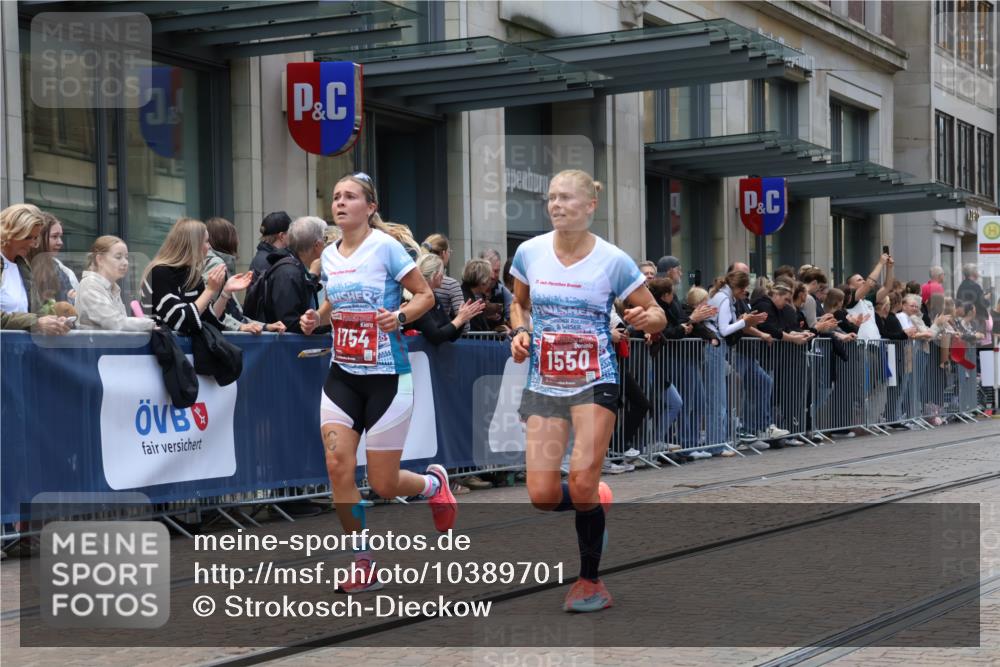 13.09.2026 - 21. swb-Marathon Bremen Strokosch-Dieckow http://msf.ph/oto/10389701 13.09.2026 13:00:42 Ziel 1619, 5663, 6359, 8749, 9849, 371, 453, 1136, 1550, 1754, 2141, 2683, 4904, 5776 meine-sportfotos.de