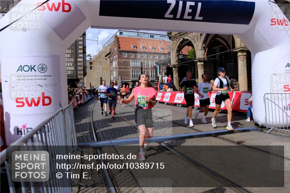 13.09.2026 - 21. swb-Marathon Bremen Tim E. http://msf.ph/oto/10389715 13.09.2026 13:32:48 Ziel 1437, 1687, 2292, 2293, 2611, 2910, 2992, 3354, 3402, 3429, 3441, 3878, 4263, 4323, 4380, 4471, 4655, 4835, 4862, 5281, 5398, 6518, 6583, 6593, 6760, 6781, 6900, 7150, 7173, 7572, 7990, 8957, 9040, 9151, 9175, 9283, 9719, 9779, 13208, 13244 meine-sportfotos.de