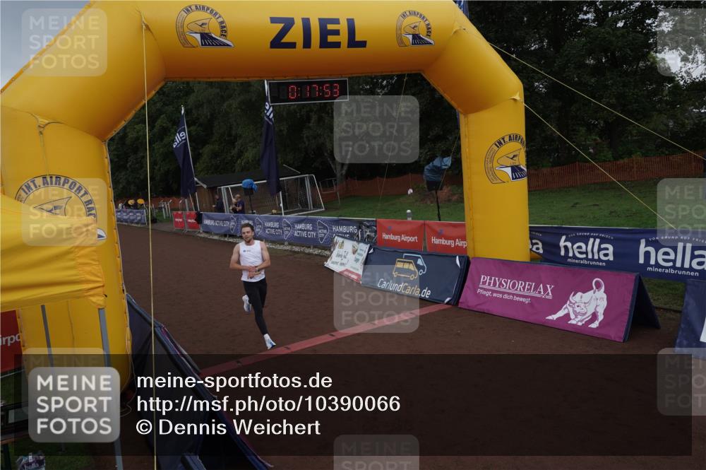 13.09.2026 - Airport Race Dennis Weichert http://msf.ph/oto/10390066 13.09.2026 10:18:26 Ziel 4179 meine-sportfotos.de