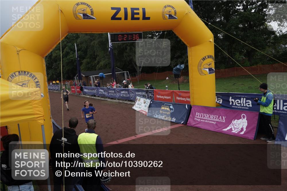 13.09.2026 - Airport Race Dennis Weichert http://msf.ph/oto/10390262 13.09.2026 10:22:10 Ziel 5144, 5368, 5380 meine-sportfotos.de