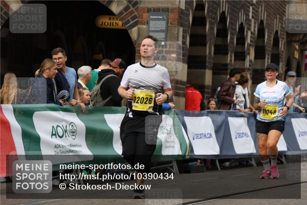 13.09.2026 - 21. swb-Marathon Bremen Strokosch-Dieckow http://msf.ph/oto/10390434 13.09.2026 11:13:18 Ziel 10483, 10804, 10893, 11357, 11606, 11627, 11671, 11832, 12050, 12060, 12393, 12418, 12423, 10484, 10545, 10883, 11392, 11670, 11954, 12280, 12460, 12521 meine-sportfotos.de