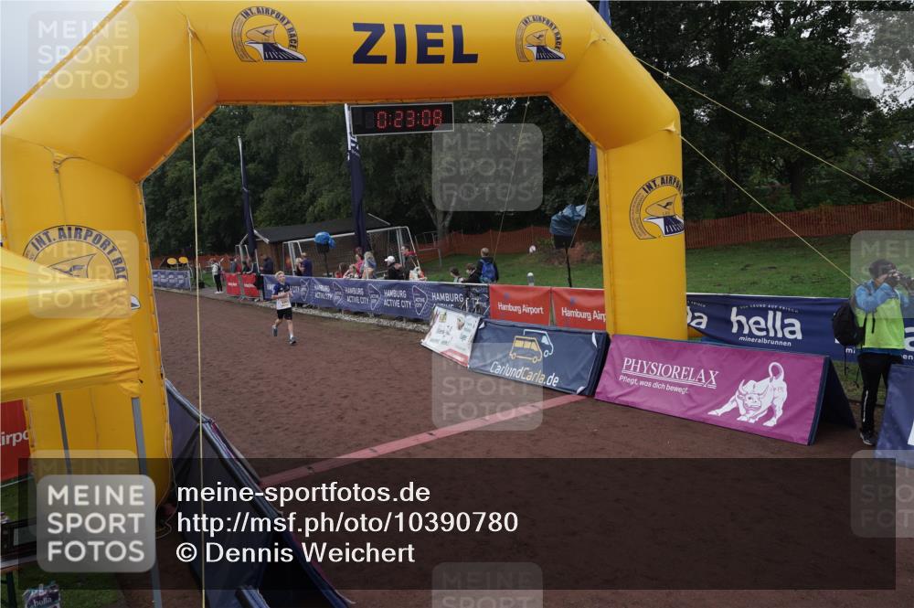 13.09.2026 - Airport Race Dennis Weichert http://msf.ph/oto/10390780 13.09.2026 10:23:41 Ziel 4005, 5203 meine-sportfotos.de