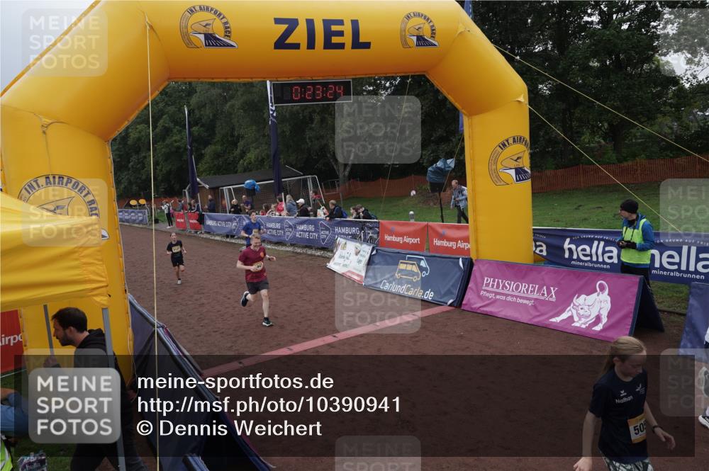 13.09.2026 - Airport Race Dennis Weichert http://msf.ph/oto/10390941 13.09.2026 10:23:57 Ziel 4020, 4021, 5020, 5053, 5127, 5340, 5370, 5447, 5466 meine-sportfotos.de