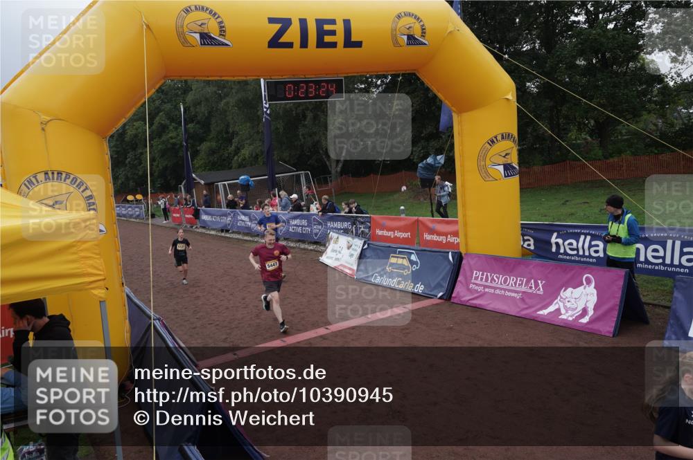 13.09.2026 - Airport Race Dennis Weichert http://msf.ph/oto/10390945 13.09.2026 10:23:57 Ziel 4020, 4021, 5020, 5053, 5127, 5340, 5370, 5447, 5466 meine-sportfotos.de