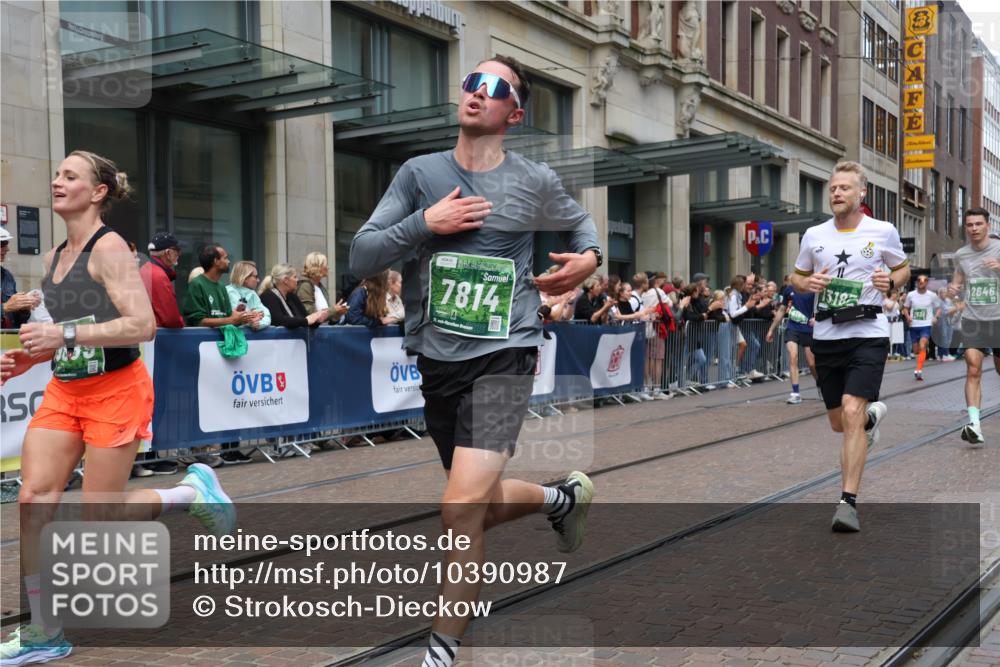 13.09.2026 - 21. swb-Marathon Bremen Strokosch-Dieckow http://msf.ph/oto/10390987 13.09.2026 13:04:37 Ziel 1336, 1712, 2646, 3196, 4729, 5283, 5674, 6708, 7538, 7814, 8054, 9306, 9495, 9689, 13187, 650, 744, 1223, 1224, 1860, 2207, 2956, 3284, 4239, 5283, 7871, 8701, 8936, 9070, 13034 meine-sportfotos.de