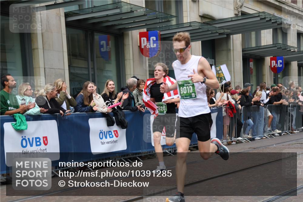 13.09.2026 - 21. swb-Marathon Bremen Strokosch-Dieckow http://msf.ph/oto/10391285 13.09.2026 13:05:38 Ziel 681, 1017, 1745, 1879, 2538, 3297, 3520, 4157, 4614, 4712, 5803, 6025, 6058, 6686, 7399, 8334, 8706, 8877, 8973, 8983, 9010, 9429, 9918, 439, 1301, 1562, 1879, 3242, 3271, 3365, 5092, 5199, 5725, 6579, 7141, 9273 meine-sportfotos.de