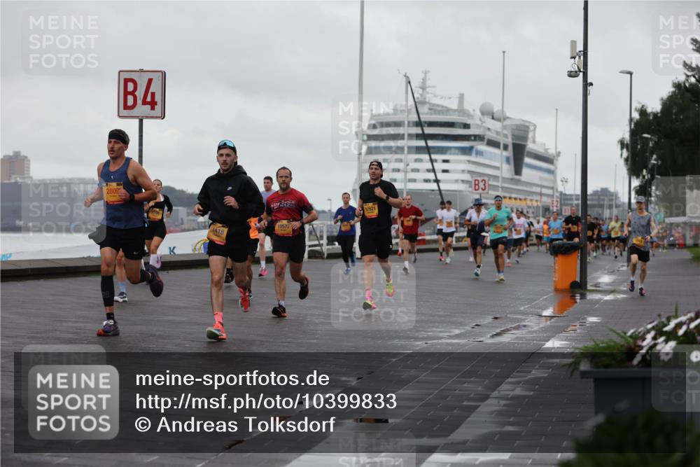 13.09.2026 - Kiel Lauf Andreas Tolksdorf http://msf.ph/oto/10399833 13.09.2026 10:57:28 Kiellinie 4, 2809, 1418, 10577, 12521, 3 meine-sportfotos.de