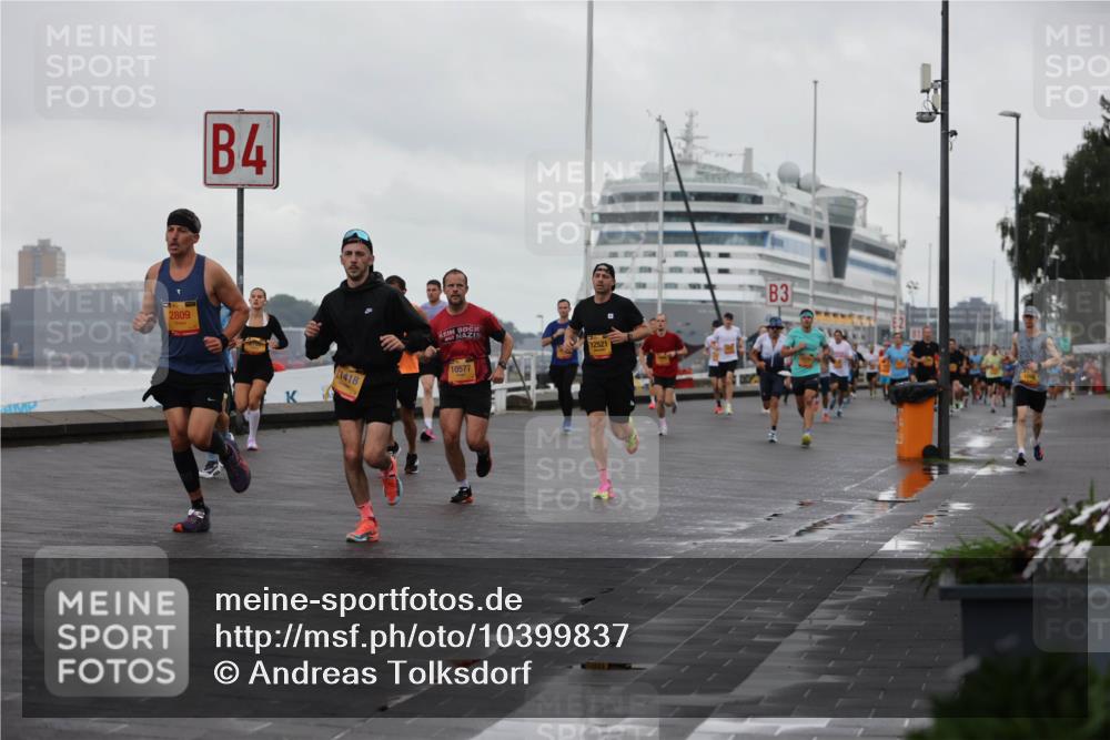 13.09.2026 - Kiel Lauf Andreas Tolksdorf http://msf.ph/oto/10399837 13.09.2026 10:57:29 Kiellinie 4, 2809, 11418, 10577, 12521, 3 meine-sportfotos.de