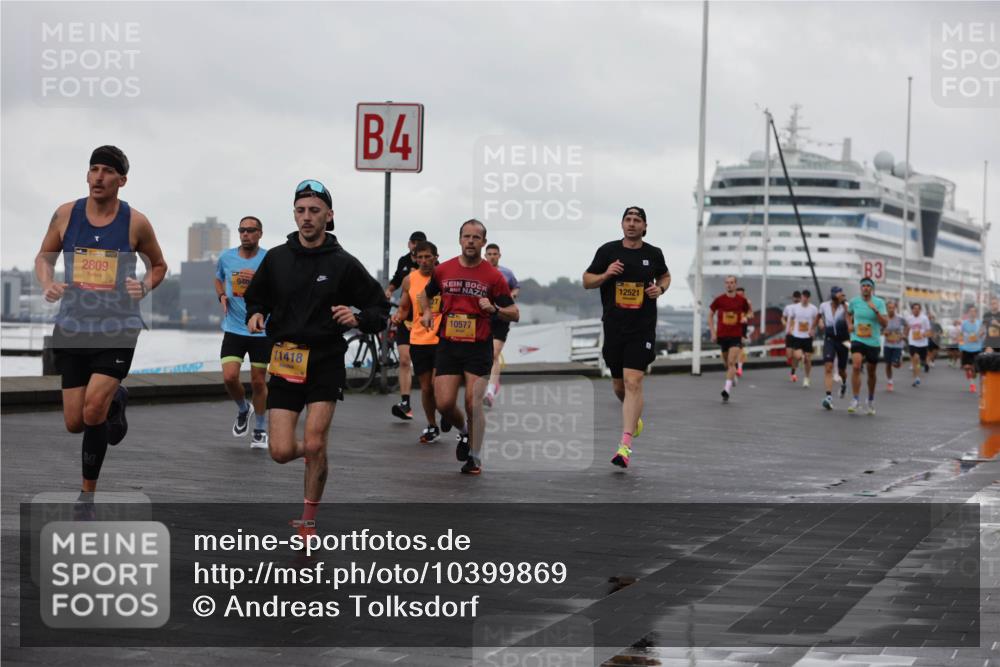 13.09.2026 - Kiel Lauf Andreas Tolksdorf http://msf.ph/oto/10399869 13.09.2026 10:57:30 Kiellinie 39, 2809, 940, 11418, 4, 10577, 12521, 3 meine-sportfotos.de