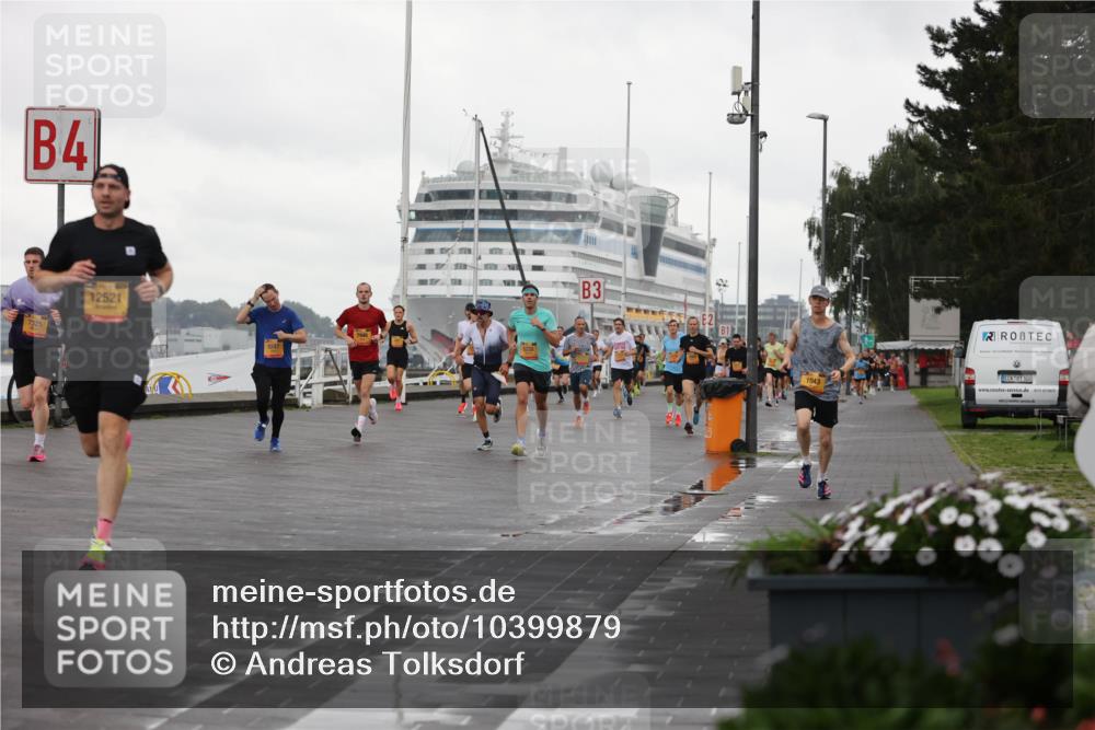 13.09.2026 - Kiel Lauf Andreas Tolksdorf http://msf.ph/oto/10399879 13.09.2026 10:57:31 Kiellinie 4, 12521, 5226, 3, 1043, 100 meine-sportfotos.de