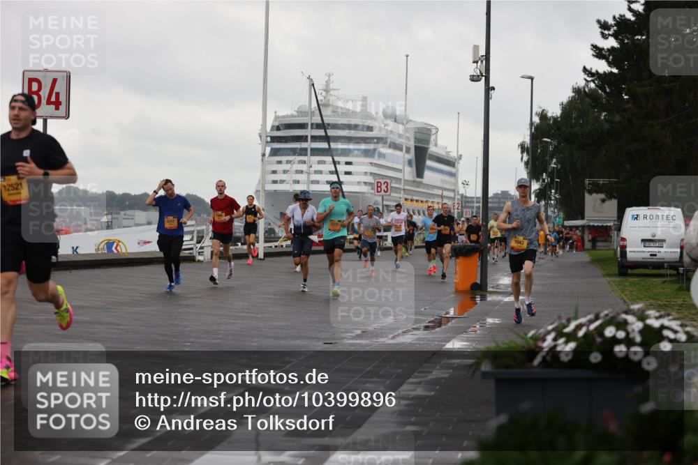 13.09.2026 - Kiel Lauf Andreas Tolksdorf http://msf.ph/oto/10399896 13.09.2026 10:57:31 Kiellinie 12521, 34, 3, 1043, 100, 3173472 meine-sportfotos.de