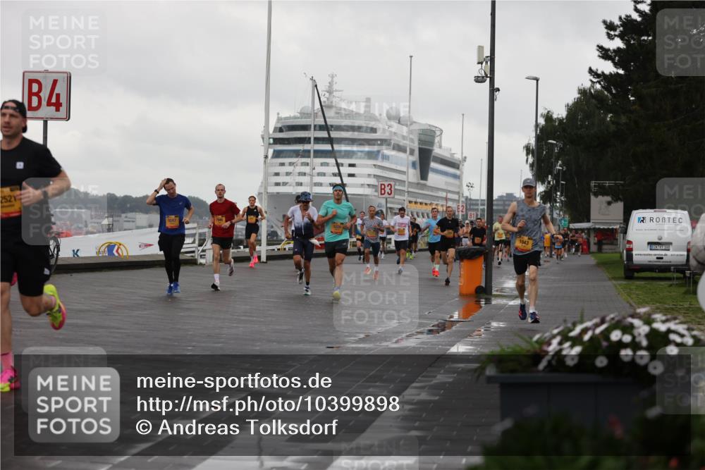 13.09.2026 - Kiel Lauf Andreas Tolksdorf http://msf.ph/oto/10399898 13.09.2026 10:57:31 Kiellinie 25213, 4, 9247, 3, 1043, 100, 472 meine-sportfotos.de