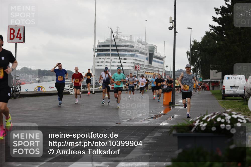 13.09.2026 - Kiel Lauf Andreas Tolksdorf http://msf.ph/oto/10399904 13.09.2026 10:57:32 Kiellinie 4, 3, 1043, 100 meine-sportfotos.de