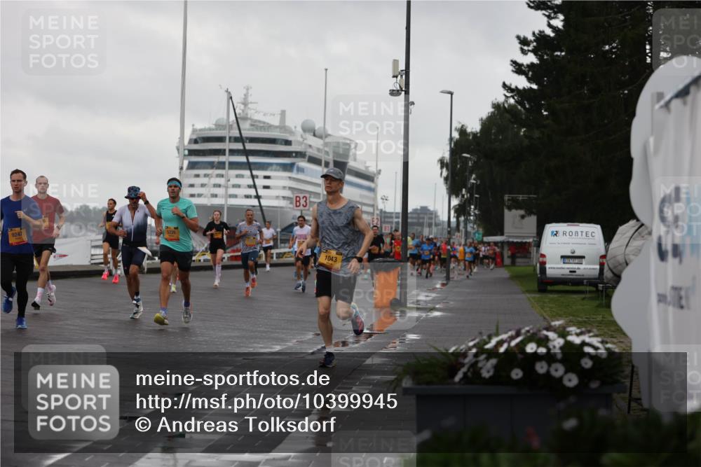 13.09.2026 - Kiel Lauf Andreas Tolksdorf http://msf.ph/oto/10399945 13.09.2026 10:57:33 Kiellinie 9247, 3, 1043 meine-sportfotos.de