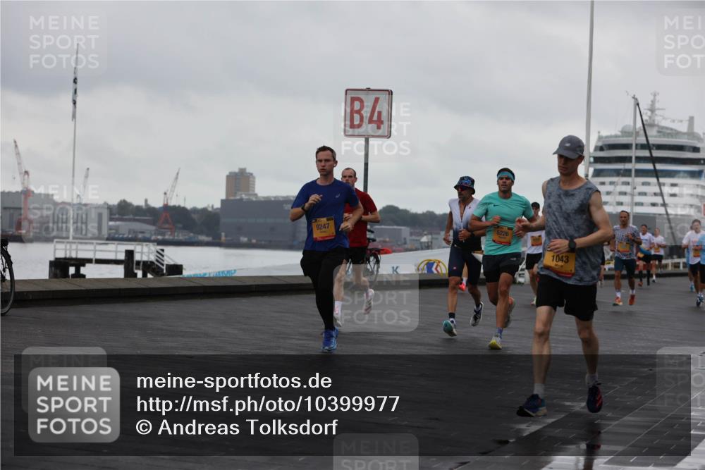 13.09.2026 - Kiel Lauf Andreas Tolksdorf http://msf.ph/oto/10399977 13.09.2026 10:57:34 Kiellinie 4, 9247, 5226, 1043 meine-sportfotos.de