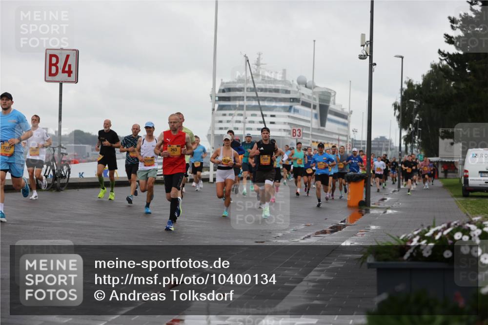 13.09.2026 - Kiel Lauf Andreas Tolksdorf http://msf.ph/oto/10400134 13.09.2026 10:57:44 Kiellinie 4, 7307, 12049, 263, 7659, 3 meine-sportfotos.de