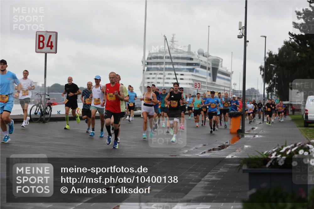 13.09.2026 - Kiel Lauf Andreas Tolksdorf http://msf.ph/oto/10400138 13.09.2026 10:57:44 Kiellinie 7307, 10897, 4, 11994, 12049, 263, 3 meine-sportfotos.de