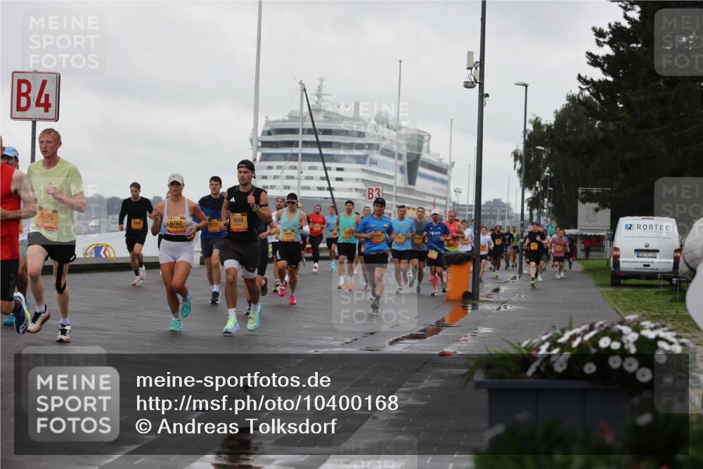 13.09.2026 - Kiel Lauf Andreas Tolksdorf http://msf.ph/oto/10400168 13.09.2026 10:57:46 Kiellinie 4, 8075, 9767, 7659, 3, 100 meine-sportfotos.de