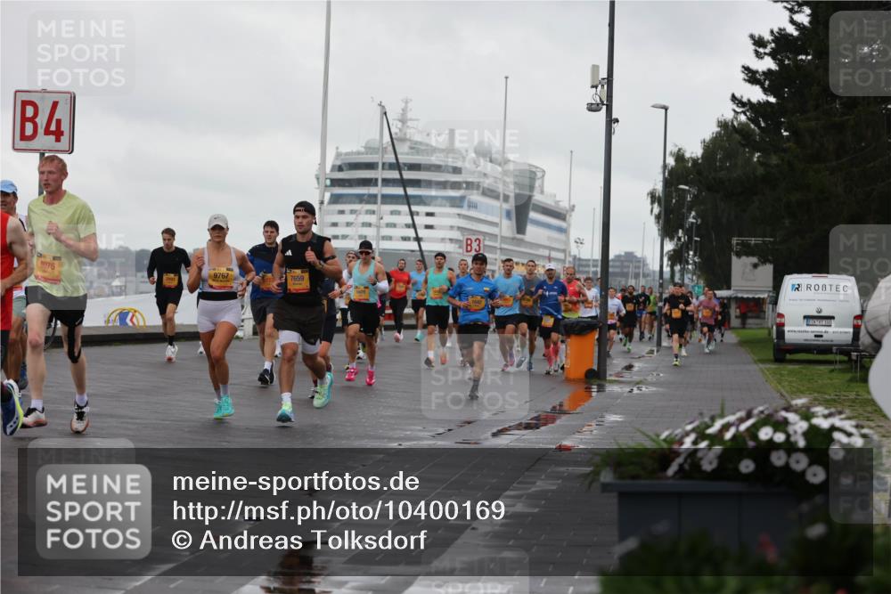 13.09.2026 - Kiel Lauf Andreas Tolksdorf http://msf.ph/oto/10400169 13.09.2026 10:57:46 Kiellinie 4, 8075, 3, 9767, 7659, 1642, 100 meine-sportfotos.de