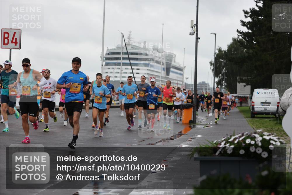 13.09.2026 - Kiel Lauf Andreas Tolksdorf http://msf.ph/oto/10400229 13.09.2026 10:57:50 Kiellinie 4, 5423, 5828, 5926, 114, 1642, 1266, 2700 meine-sportfotos.de