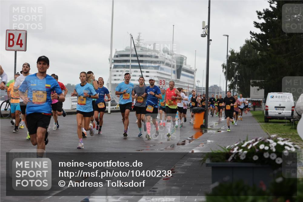 13.09.2026 - Kiel Lauf Andreas Tolksdorf http://msf.ph/oto/10400238 13.09.2026 10:57:50 Kiellinie 4, 3990, 092, 1642, 1266, 8233, 9662, 3, 2700, 3360, 100 meine-sportfotos.de