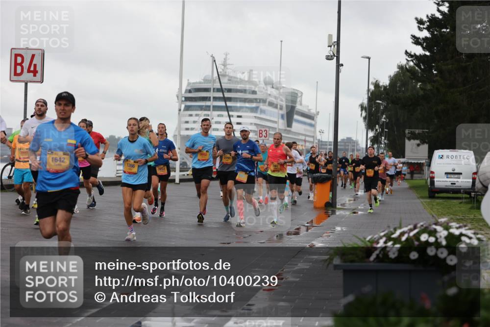 13.09.2026 - Kiel Lauf Andreas Tolksdorf http://msf.ph/oto/10400239 13.09.2026 10:57:51 Kiellinie 4, 1266, 8233, 3990, 1642, 9662, 2700, 3, 100 meine-sportfotos.de