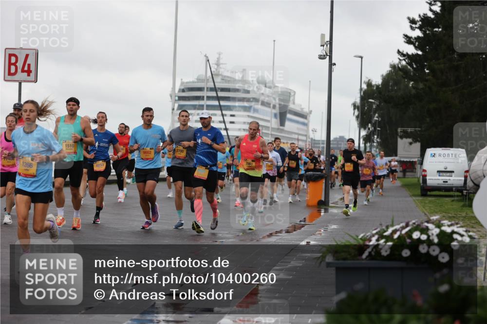 13.09.2026 - Kiel Lauf Andreas Tolksdorf http://msf.ph/oto/10400260 13.09.2026 10:57:52 Kiellinie 4, 408, 1266, 1510, 9662, 2700, 8233, 3360 meine-sportfotos.de