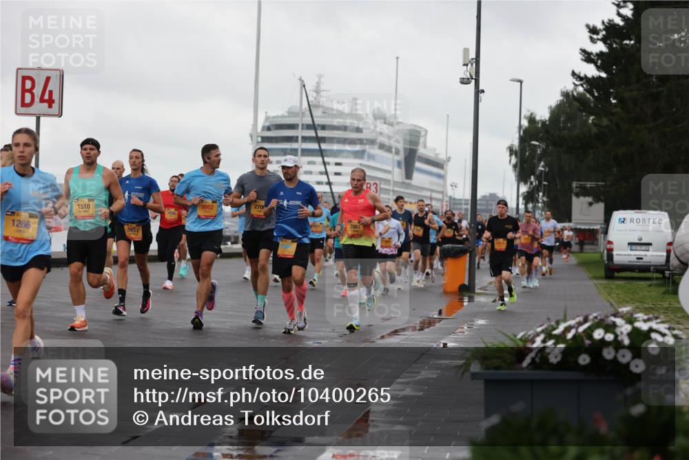 13.09.2026 - Kiel Lauf Andreas Tolksdorf http://msf.ph/oto/10400265 13.09.2026 10:57:52 Kiellinie 4, 1266, 1510, 8233, 9662, 270, 3, 3360, 8912, 3000 meine-sportfotos.de