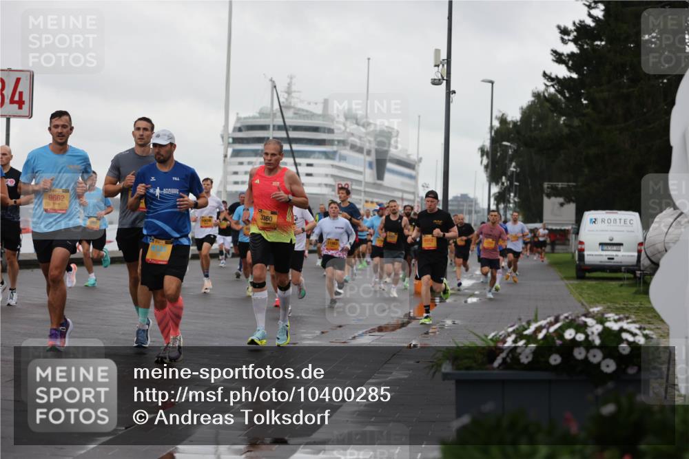 13.09.2026 - Kiel Lauf Andreas Tolksdorf http://msf.ph/oto/10400285 13.09.2026 10:57:53 Kiellinie 34, 9662, 3360, 10038, 11863, 8912 meine-sportfotos.de