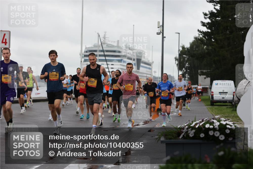 13.09.2026 - Kiel Lauf Andreas Tolksdorf http://msf.ph/oto/10400355 13.09.2026 10:57:58 Kiellinie 4, 12, 12, 4072, 11138, 8230, 38, 5587, 12604, 4, 11787, 5681 meine-sportfotos.de