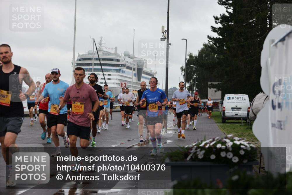 13.09.2026 - Kiel Lauf Andreas Tolksdorf http://msf.ph/oto/10400376 13.09.2026 10:57:59 Kiellinie 5587, 175, 12604, 3, 5681, 100 meine-sportfotos.de