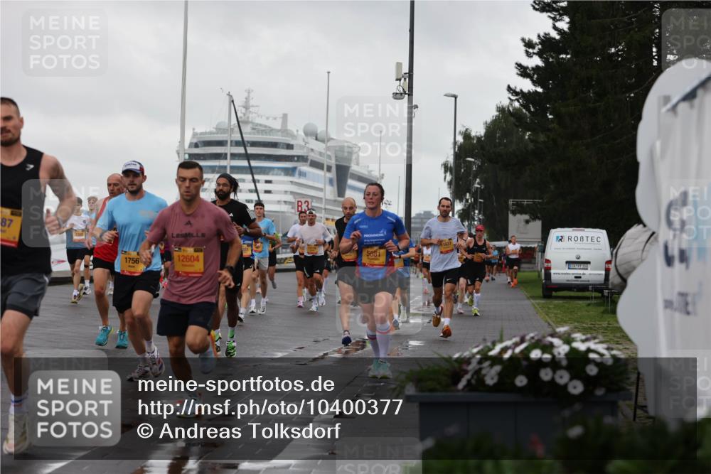 13.09.2026 - Kiel Lauf Andreas Tolksdorf http://msf.ph/oto/10400377 13.09.2026 10:57:59 Kiellinie 87, 7369, 1756, 12604, 3, 5681, 192, 100 meine-sportfotos.de