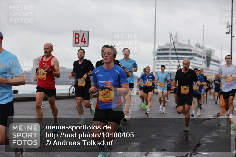 13.09.2026 - Kiel Lauf Andreas Tolksdorf http://msf.ph/oto/10400405 13.09.2026 10:58:02 Kiellinie 4, 39, 8230, 4311, 5681, 11787, 11637 meine-sportfotos.de
