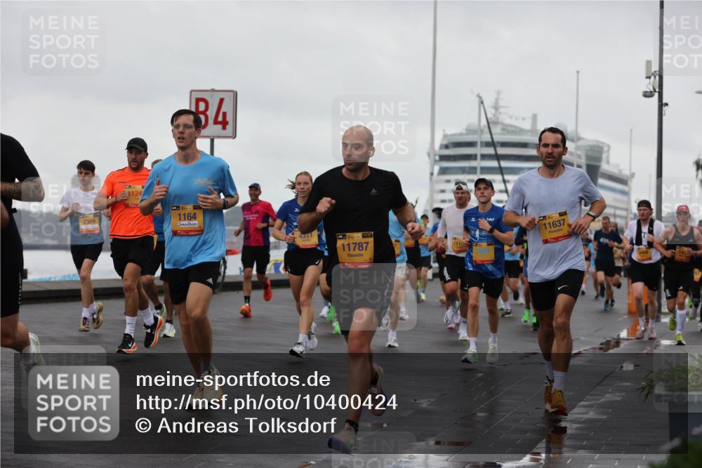 13.09.2026 - Kiel Lauf Andreas Tolksdorf http://msf.ph/oto/10400424 13.09.2026 10:58:03 Kiellinie 7369, 124, 84, 39, 1164, 4311, 11787, 39, 111, 2694, 38, 11637, 2458 meine-sportfotos.de
