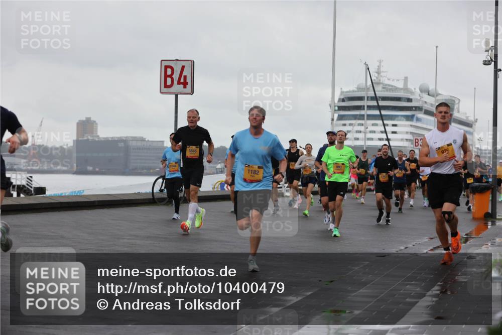 13.09.2026 - Kiel Lauf Andreas Tolksdorf http://msf.ph/oto/10400479 13.09.2026 10:58:15 Kiellinie 4, 1048, 5845, 993, 1182, 3, 926 meine-sportfotos.de