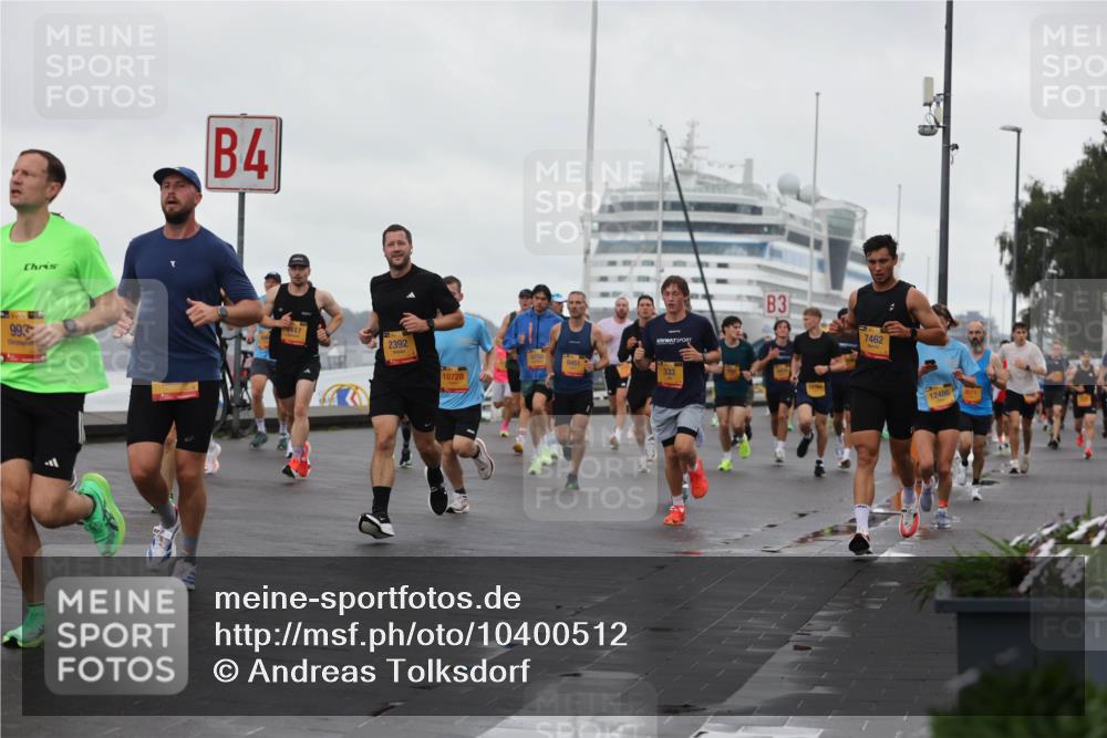 13.09.2026 - Kiel Lauf Andreas Tolksdorf http://msf.ph/oto/10400512 13.09.2026 10:58:19 Kiellinie 39, 993, 4, 5117, 2392, 9451, 10728, 333, 3, 7462, 12486, 9071 meine-sportfotos.de