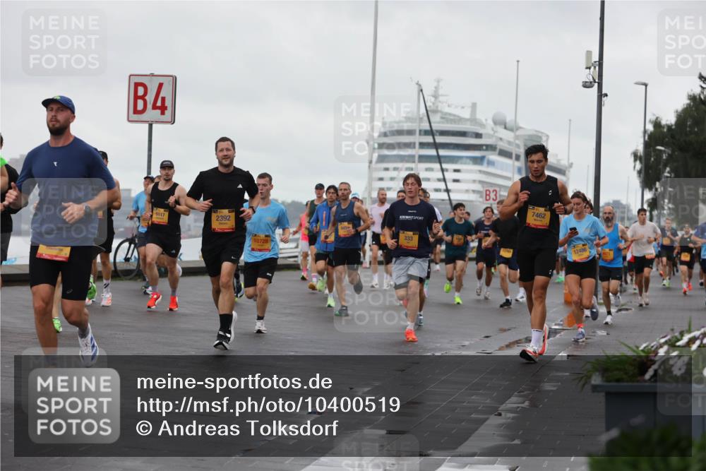 13.09.2026 - Kiel Lauf Andreas Tolksdorf http://msf.ph/oto/10400519 13.09.2026 10:58:19 Kiellinie 4, 5117, 2392, 10728, 333, 3, 7462, 12486 meine-sportfotos.de