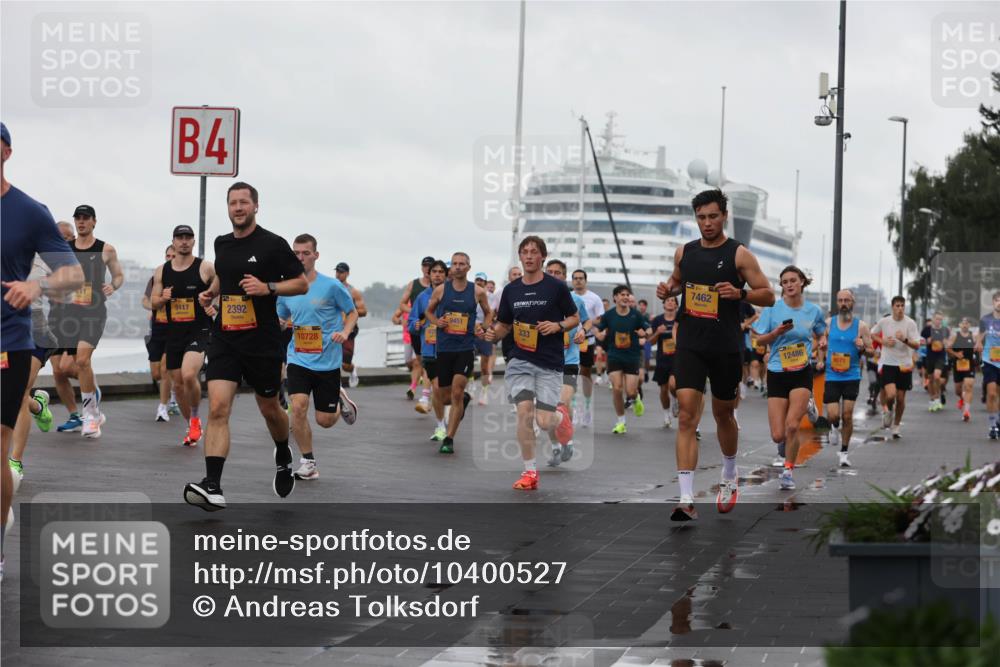 13.09.2026 - Kiel Lauf Andreas Tolksdorf http://msf.ph/oto/10400527 13.09.2026 10:58:19 Kiellinie 4, 5117, 2392, 10728, 9451, 7462, 333, 12486, 9071 meine-sportfotos.de