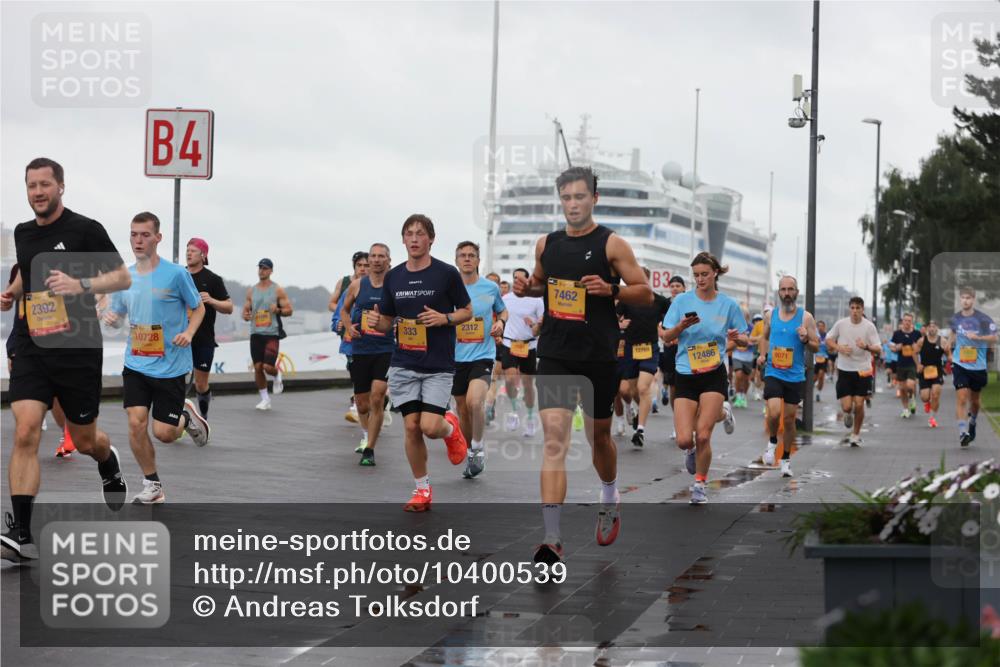 13.09.2026 - Kiel Lauf Andreas Tolksdorf http://msf.ph/oto/10400539 13.09.2026 10:58:20 Kiellinie 39, 2392, 4, 38, 10728, 333, 2312, 7462, 3, 12769, 12486, 9071 meine-sportfotos.de