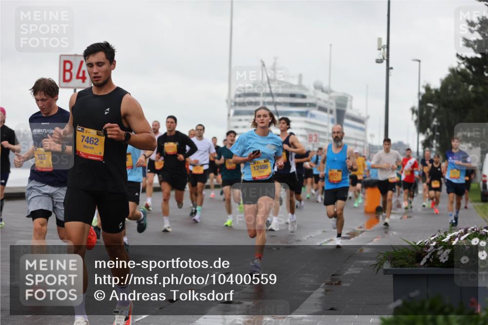 13.09.2026 - Kiel Lauf Andreas Tolksdorf http://msf.ph/oto/10400559 13.09.2026 10:58:21 Kiellinie 4, 38, 7462, 333, 12486, 83, 9071 meine-sportfotos.de