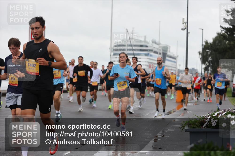 13.09.2026 - Kiel Lauf Andreas Tolksdorf http://msf.ph/oto/10400561 13.09.2026 10:58:21 Kiellinie 38, 7462, 2312, 39, 333, 12486, 83 meine-sportfotos.de