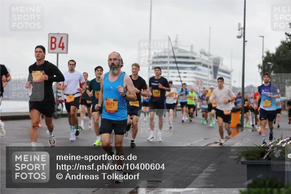 13.09.2026 - Kiel Lauf Andreas Tolksdorf http://msf.ph/oto/10400604 13.09.2026 10:58:23 Kiellinie 10341, 4, 38, 9071, 12769, 11508, 83 meine-sportfotos.de