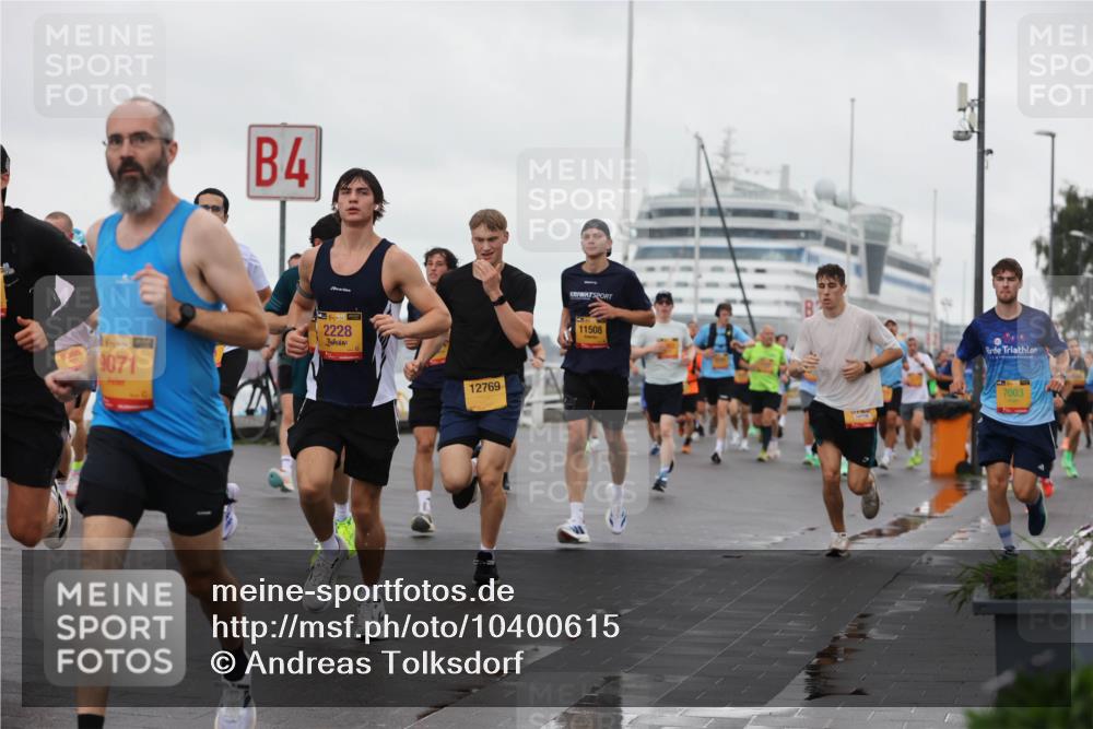 13.09.2026 - Kiel Lauf Andreas Tolksdorf http://msf.ph/oto/10400615 13.09.2026 10:58:24 Kiellinie 4, 9368, 9071, 35, 2228, 12769, 11508, 7003 meine-sportfotos.de