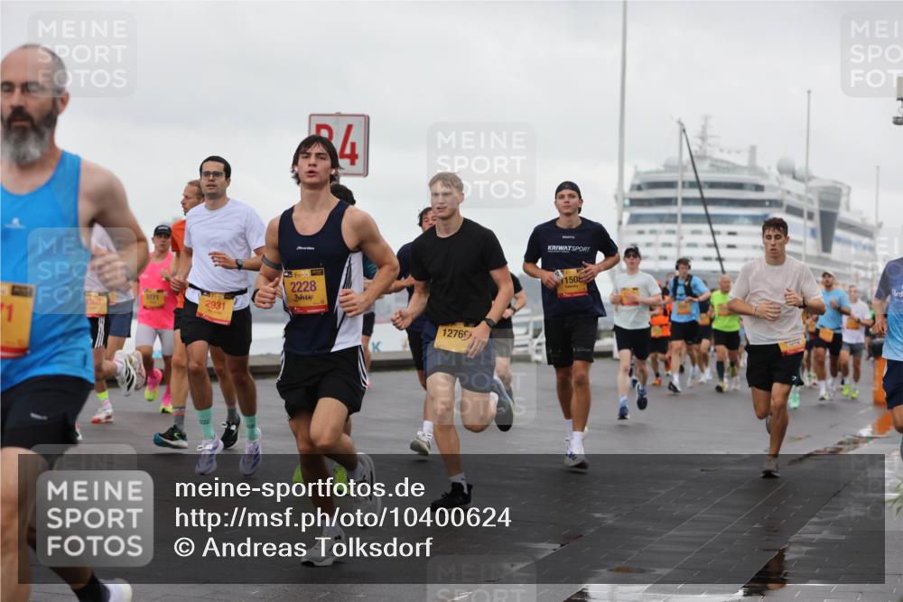 13.09.2026 - Kiel Lauf Andreas Tolksdorf http://msf.ph/oto/10400624 13.09.2026 10:58:25 Kiellinie 5771, 2931, 9368, 1, 34, 39, 2228, 12769, 150 meine-sportfotos.de