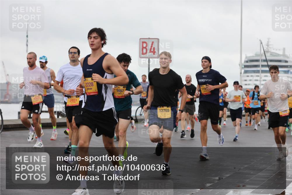 13.09.2026 - Kiel Lauf Andreas Tolksdorf http://msf.ph/oto/10400636 13.09.2026 10:58:25 Kiellinie 9368, 2931, 1, 39, 2228, 38, 1657, 4, 12769, 115 meine-sportfotos.de