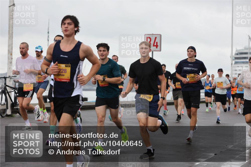 13.09.2026 - Kiel Lauf Andreas Tolksdorf http://msf.ph/oto/10400645 13.09.2026 10:58:25 Kiellinie 9368, 8501, 7, 3975, 228, 34, 12769, 11508, 2993 meine-sportfotos.de