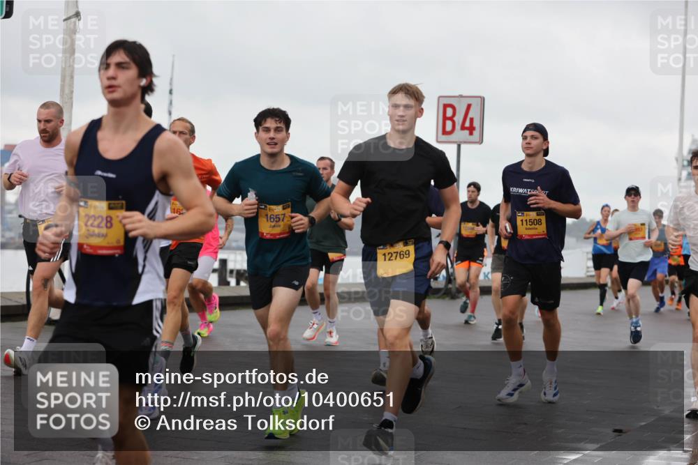 13.09.2026 - Kiel Lauf Andreas Tolksdorf http://msf.ph/oto/10400651 13.09.2026 10:58:26 Kiellinie 2228, 16, 1657, 4, 38, 12769, 38, 11508 meine-sportfotos.de