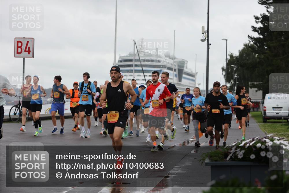 13.09.2026 - Kiel Lauf Andreas Tolksdorf http://msf.ph/oto/10400683 13.09.2026 10:58:28 Kiellinie 4, 4590, 8308, 39, 1745, 1110, 7004, 5260, 7048 meine-sportfotos.de