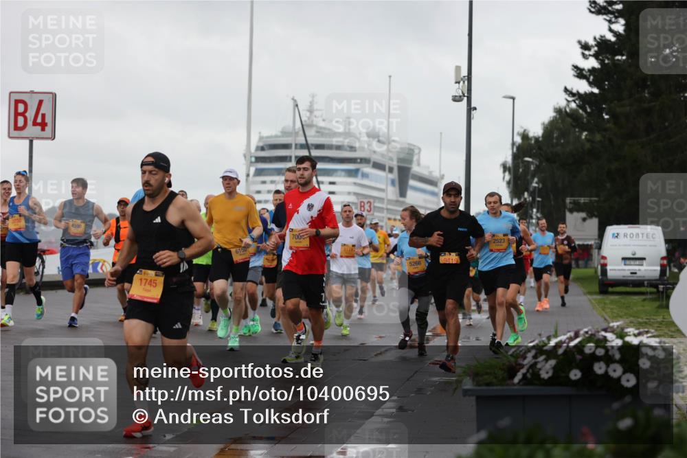 13.09.2026 - Kiel Lauf Andreas Tolksdorf http://msf.ph/oto/10400695 13.09.2026 10:58:29 Kiellinie 4, 4590, 1439, 1745, 6150, 700, 3, 5266, 9419, 2523 meine-sportfotos.de